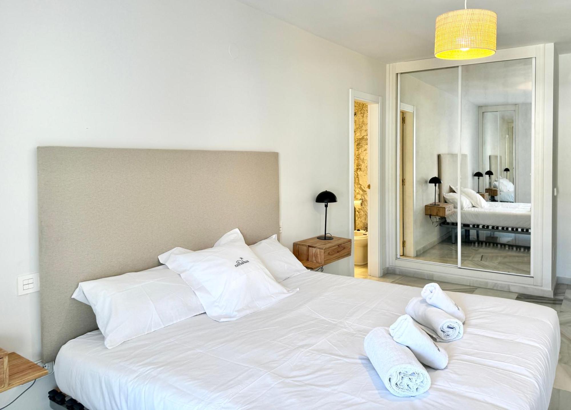 Seaside Oasis With Mountain Views - Eaw Homes Appartamento Marbella